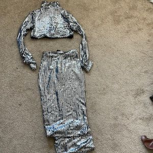 Shane Justin 2 piece